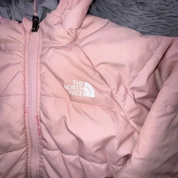 The North Face Reversible Pettit Jacket Girl's 6T Pink‎ Heatseeker Eco Hooded